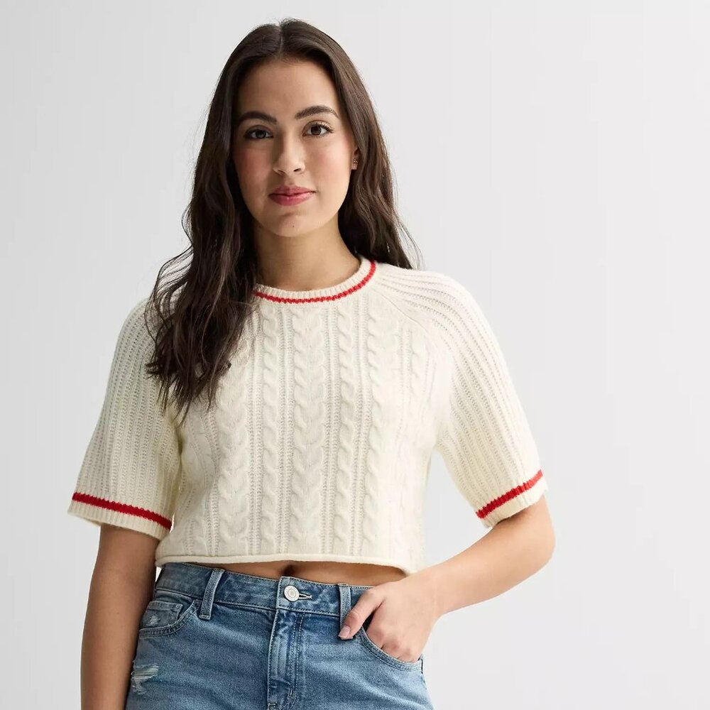 NWT Junior's Sugar Moon Cropped Sweater Top-XS